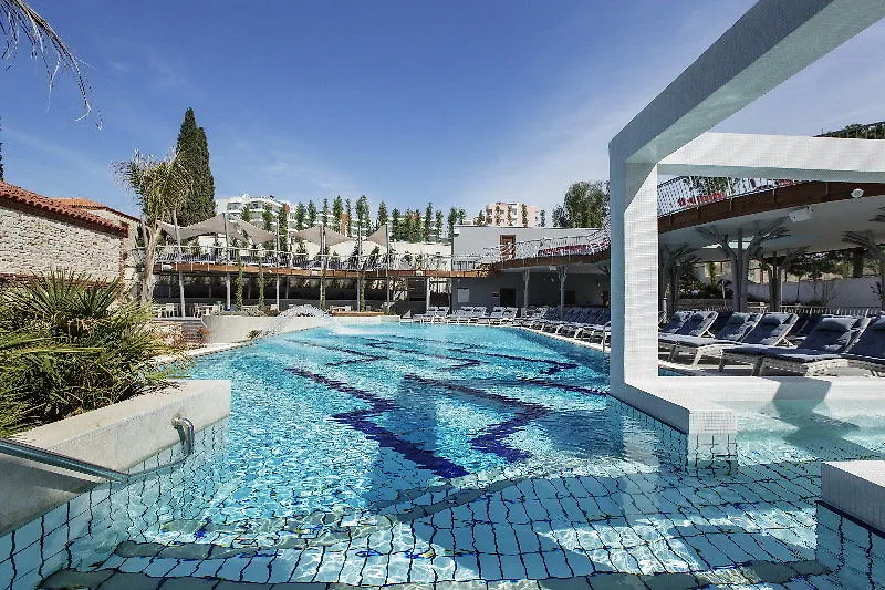 Doubletree By Hilton Kuşadası Turkije