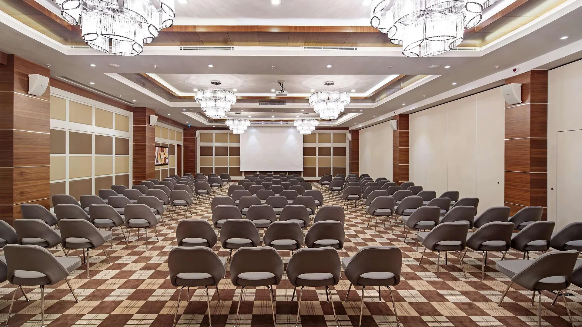 **** Hotel Doubletree By Hilton Kusadasi Turquía