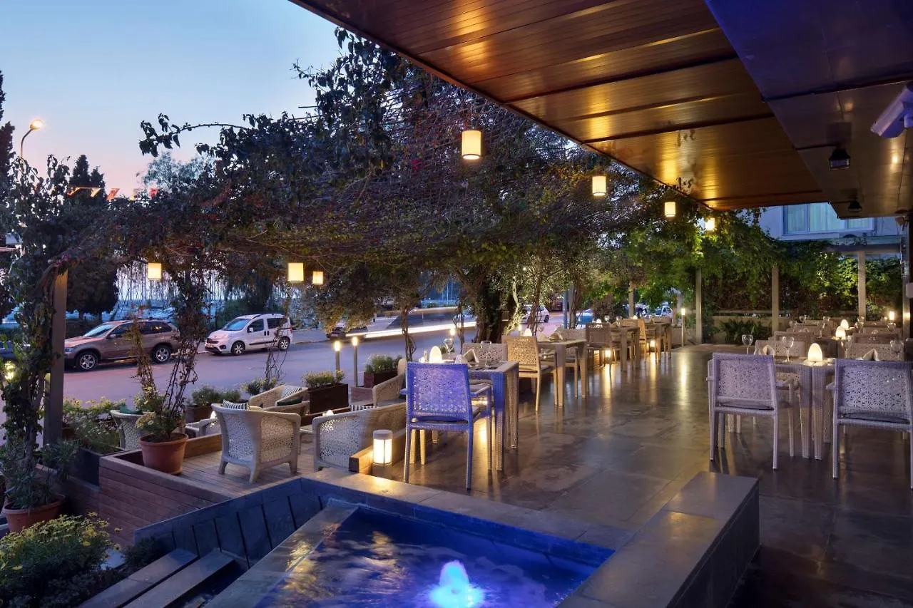 **** Hotel Doubletree By Hilton Kusadasi Turquía