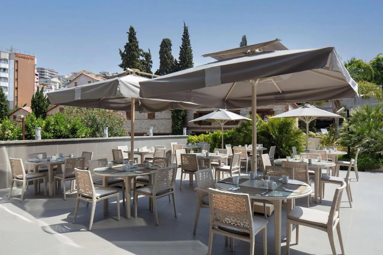 Hotel Doubletree By Hilton Kusadasi