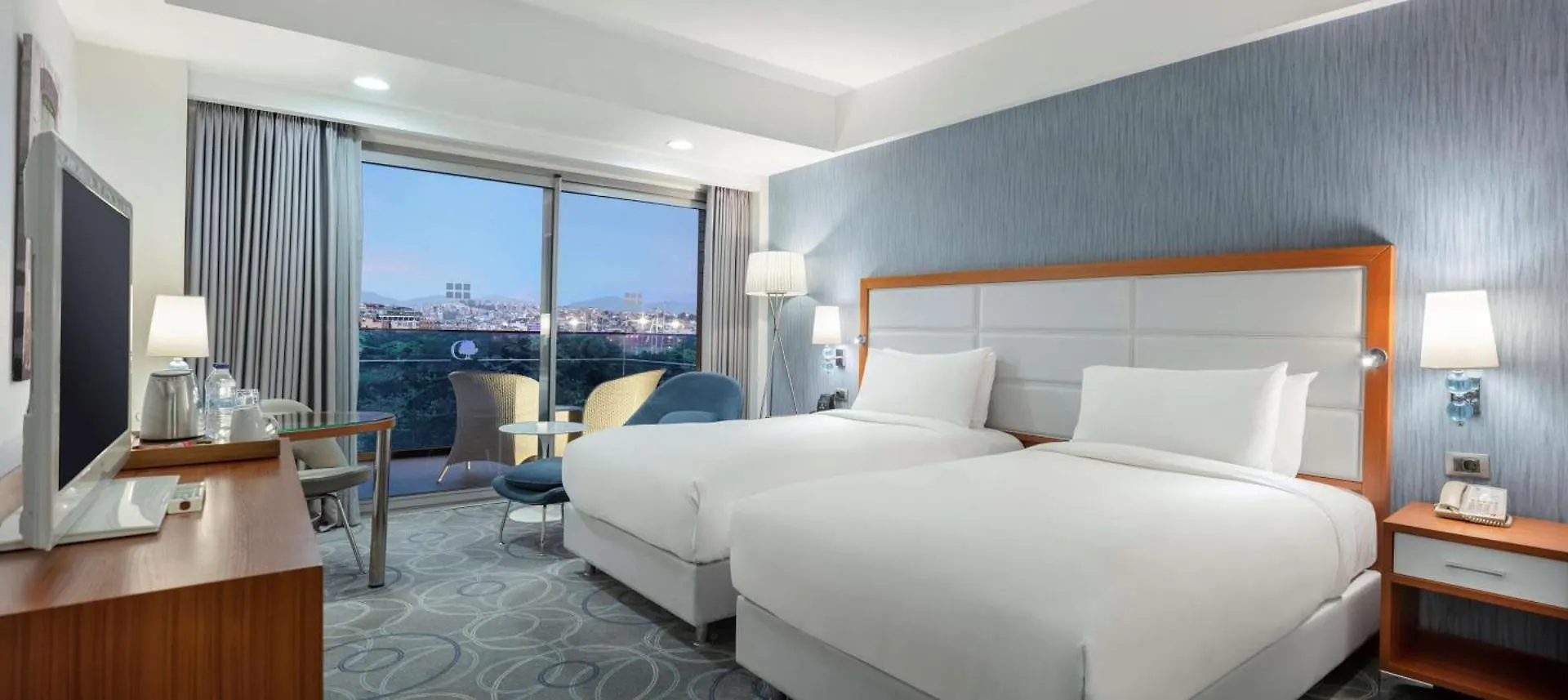 Hotel Doubletree By Hilton Kusadasi