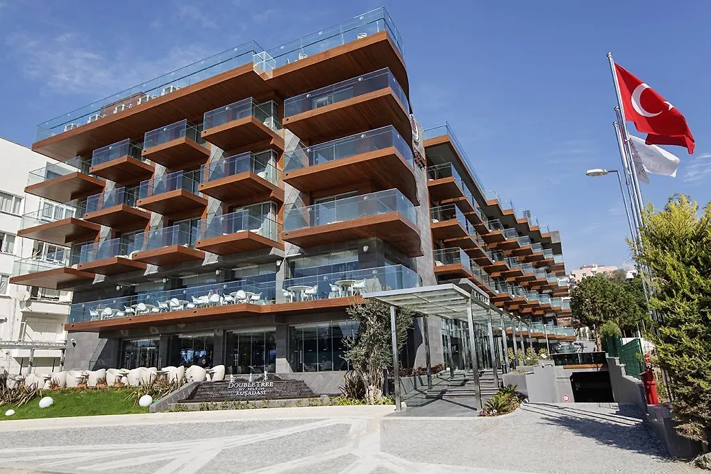 Hotel Doubletree By Hilton Kusadasi